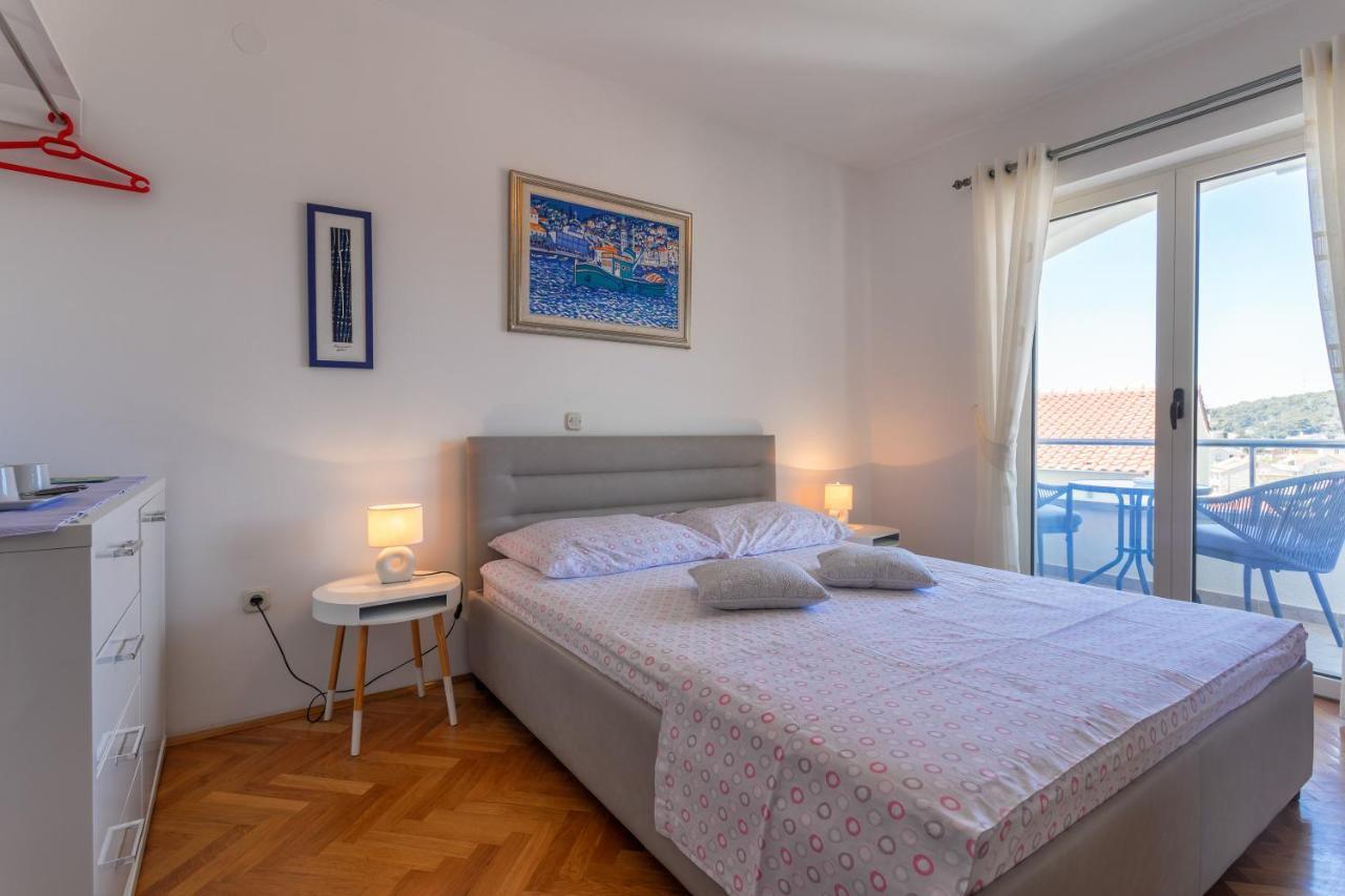 Apartments Jakic 1 Hvar Town Exterior foto